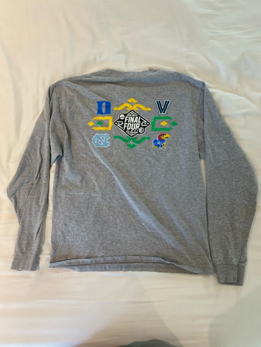 Hanes Gray Long-Sleeve Final Four Graphic Tee - Picture 2 of 3